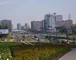 Ulica Chorzowska widoczna z Silesia City Center.JPG